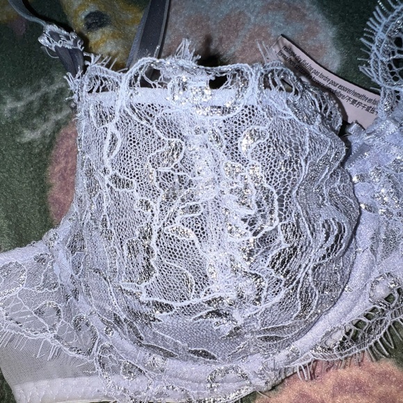 Victoria’s Secret Bras - Picture 5 of 10